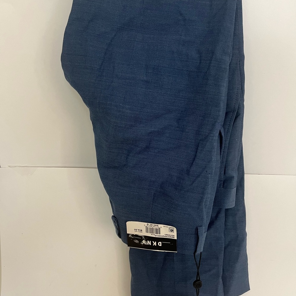 DKNY Bewyppoy0010 blue 20R/30”W dress pants